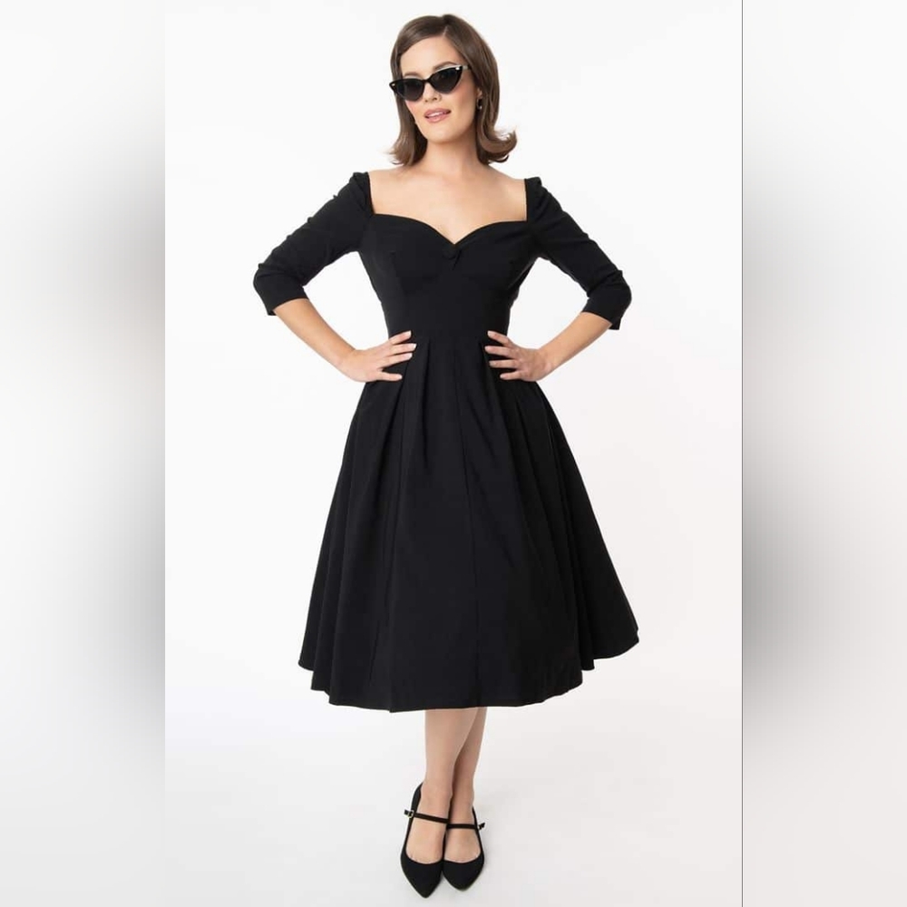 Unique Vintage Black Sweetheart Lamar Swing Dress